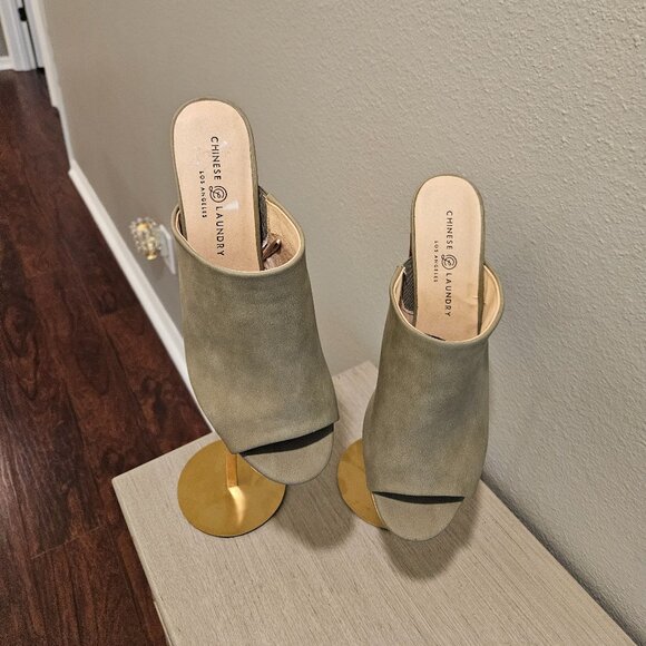 CHINESE LAUNDRY WOMEN'S PLATFORM SIZE 11 - Picture 1 of 5